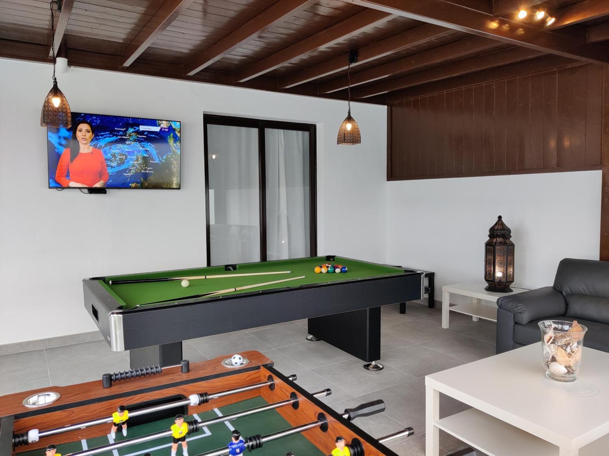 פלאיה בלנקה Villa Lanzarote Deluxe & Spa Pool מראה חיצוני תמונה