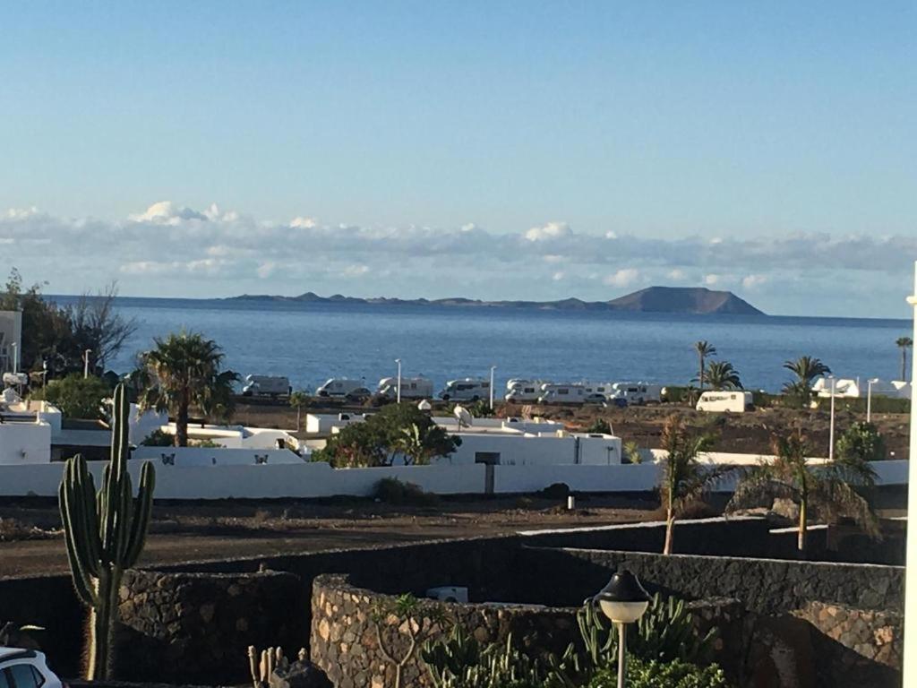 פלאיה בלנקה Villa Lanzarote Deluxe & Spa Pool מראה חיצוני תמונה