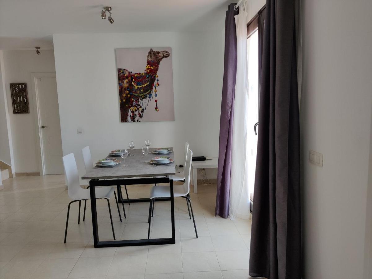 פלאיה בלנקה Villa Lanzarote Deluxe & Spa Pool מראה חיצוני תמונה