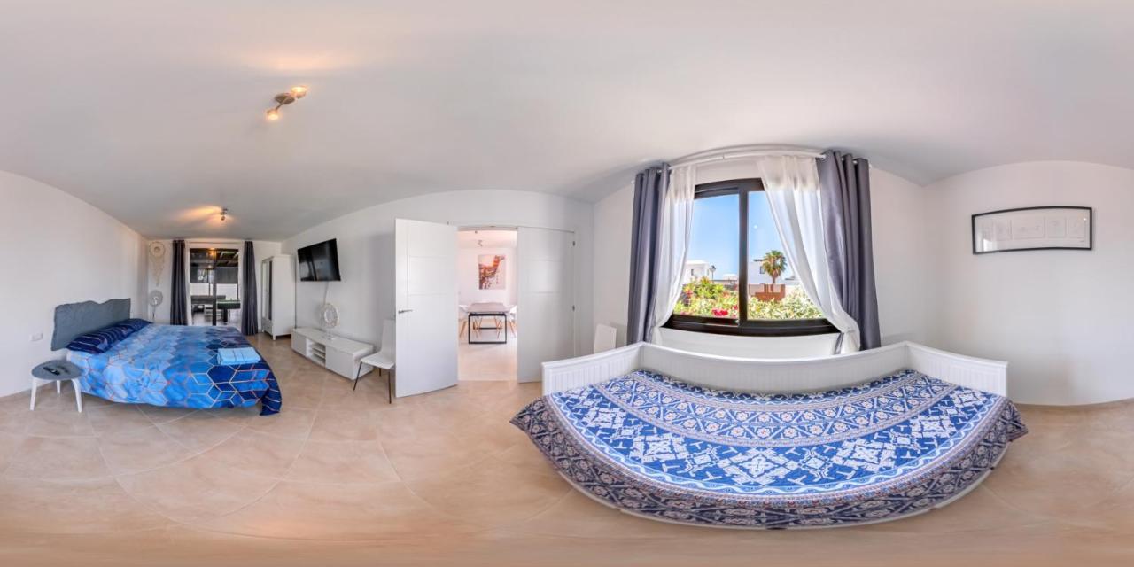 פלאיה בלנקה Villa Lanzarote Deluxe & Spa Pool מראה חיצוני תמונה