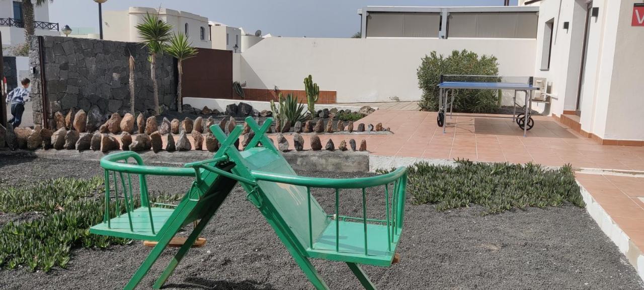 פלאיה בלנקה Villa Lanzarote Deluxe & Spa Pool מראה חיצוני תמונה