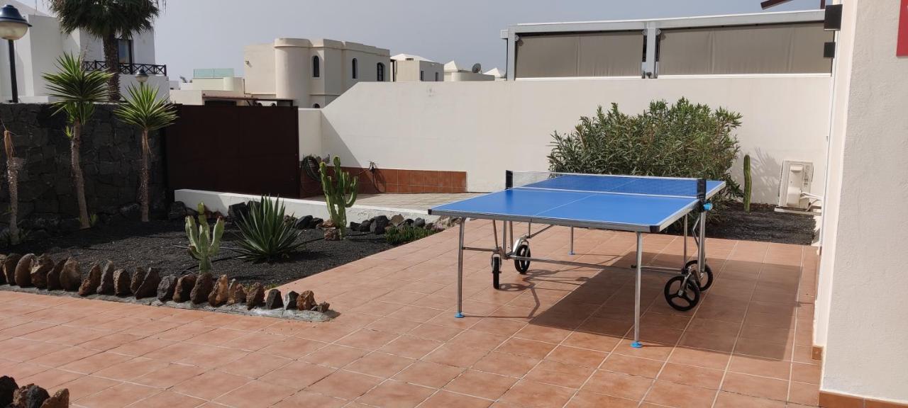 פלאיה בלנקה Villa Lanzarote Deluxe & Spa Pool מראה חיצוני תמונה
